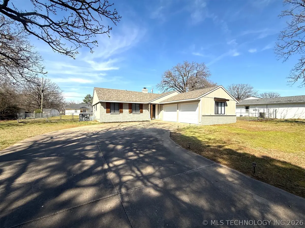 1218 Wade Wells Drive, Henryetta, OK 74437 - #1