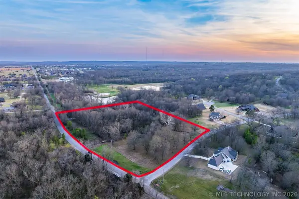 8 S 305th East Street, Broken Arrow, OK 74014