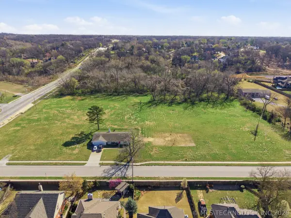 3210 E 101st Street, Tulsa, OK 74137