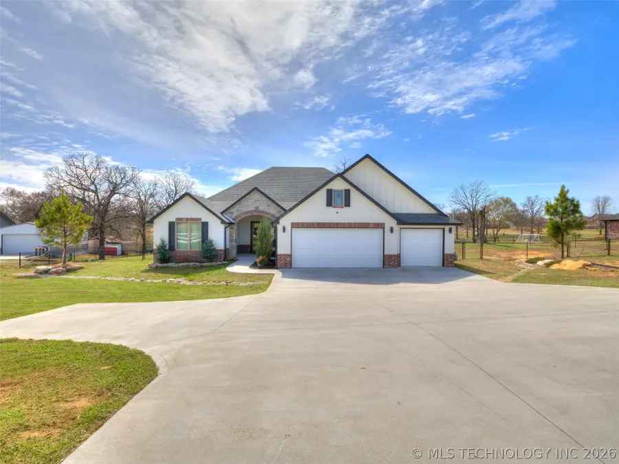 27222 E 141st Street S, Coweta, OK 74429 - #2