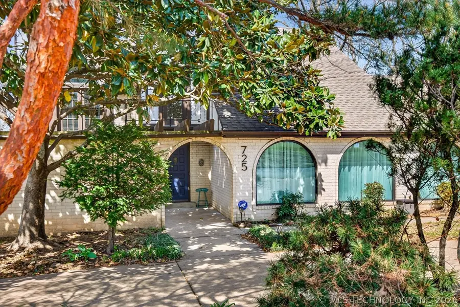 725 Kenwood Drive, Bartlesville, OK 74006 - #3