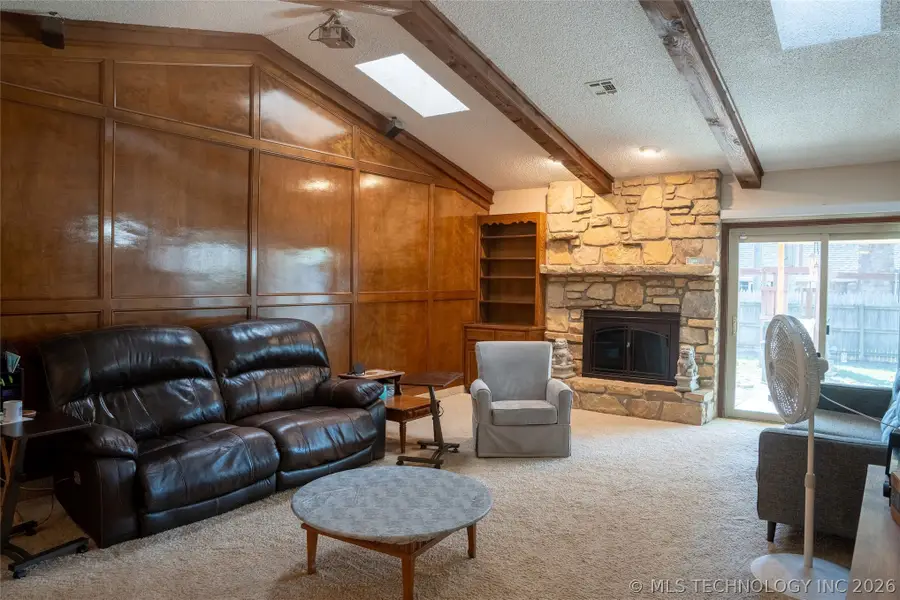 8212 S 74th East Avenue, Tulsa, OK 74133 - #3