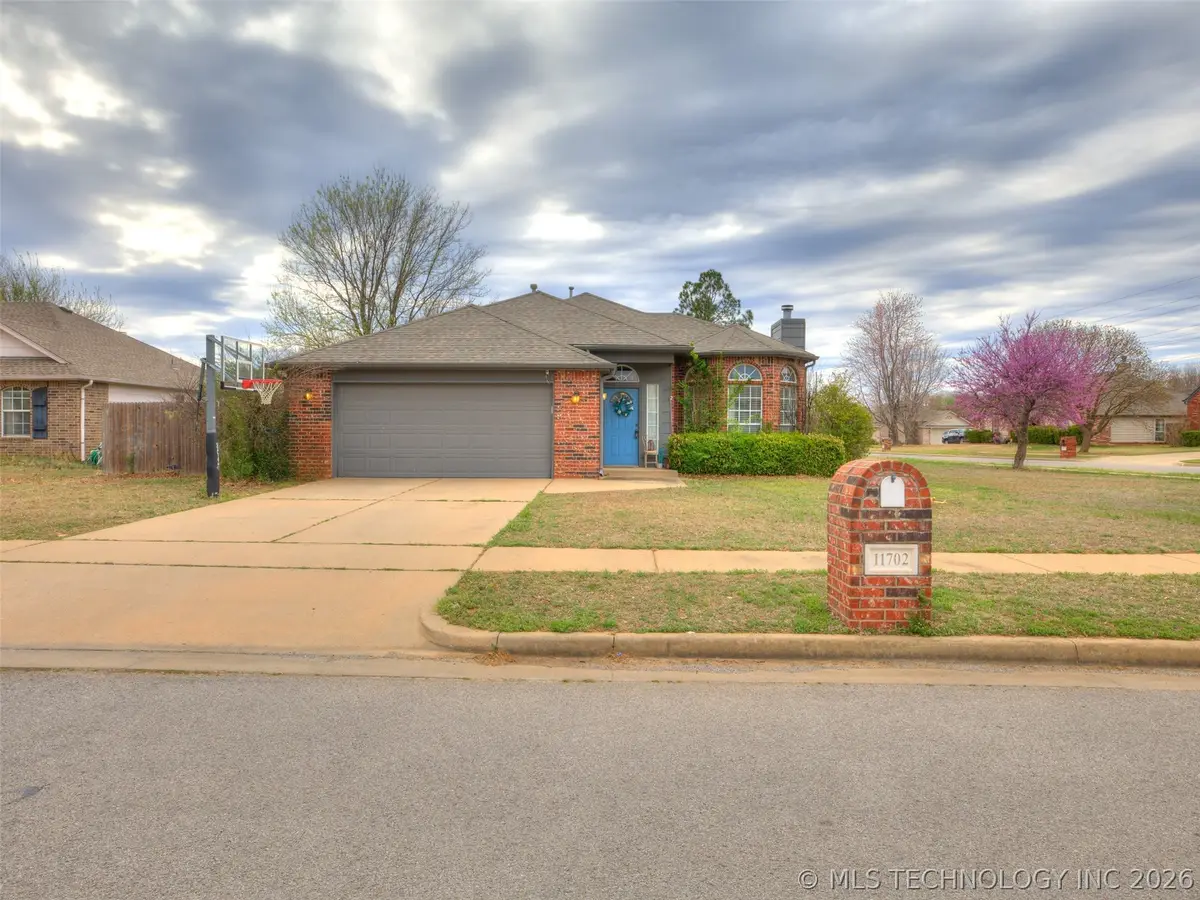 11702 S Gum Avenue, Jenks, OK 74037 - #1
