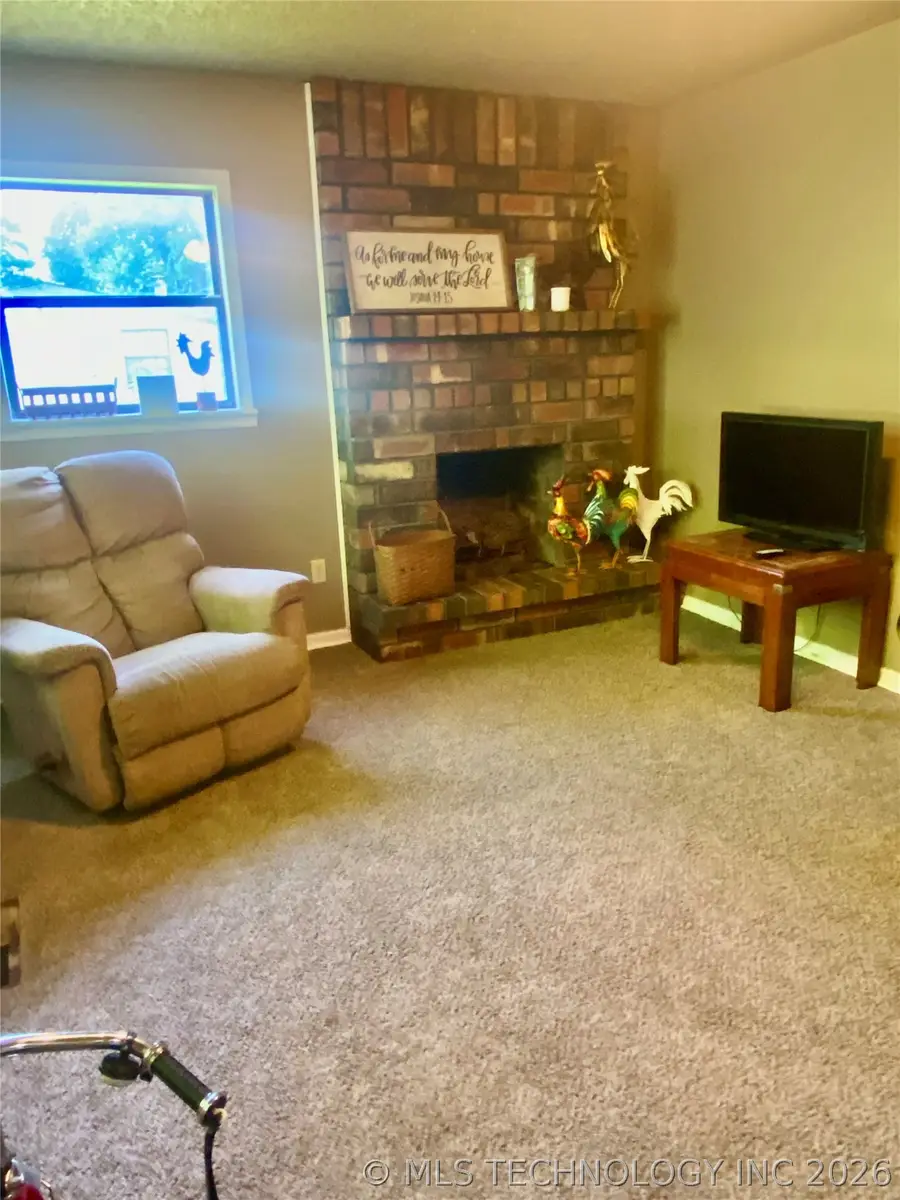 404 S Jules Avenue, Cleveland, OK 74020 - #3