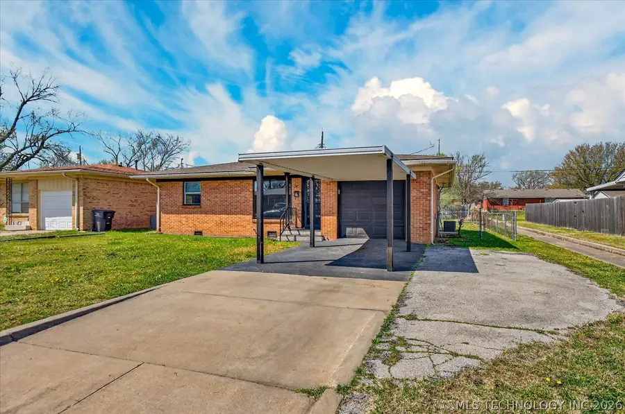 417 NE Myers Avenue, Bartlesville, OK 74006 - #2
