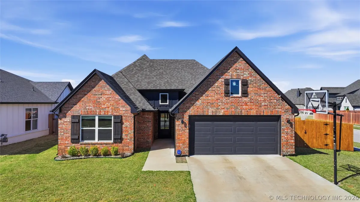 5917 E 126th Place S, Tulsa, OK 74008 - #1