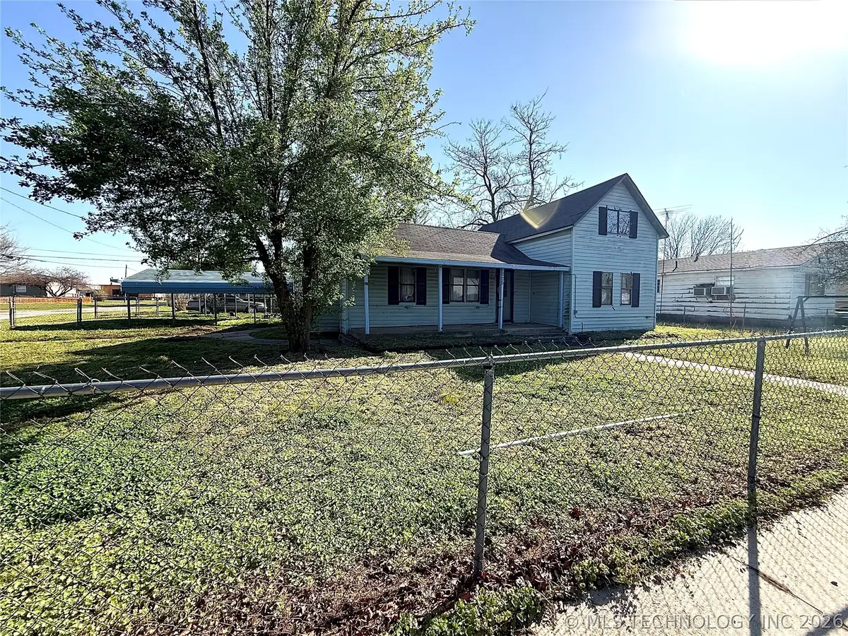 506 W 5th, Stroud, OK 74079 - #1
