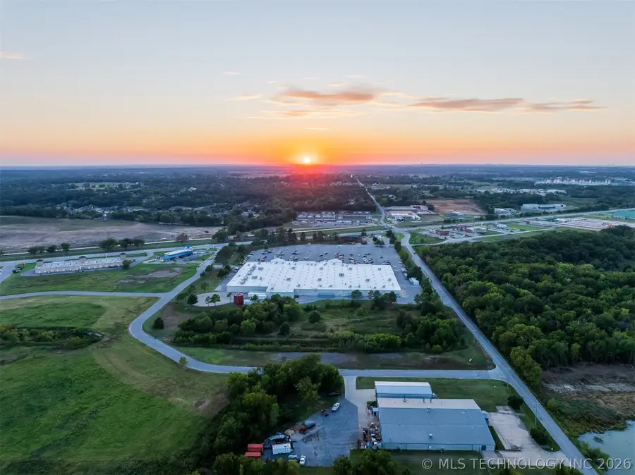 01 S 272nd East Avenue, Coweta, OK 74429 - #2