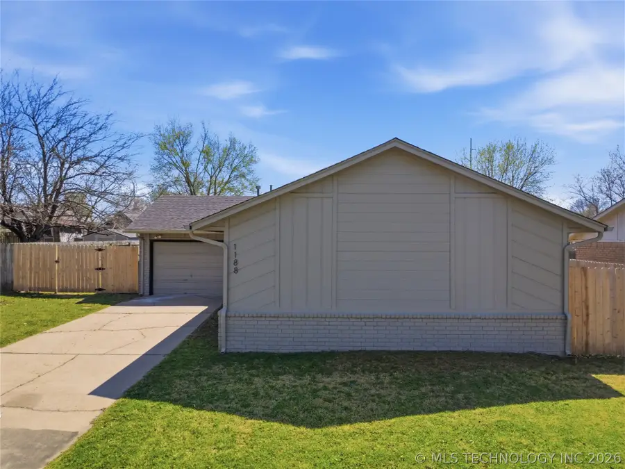 1188 E 143rd Street, Glenpool, OK 74033 - #2