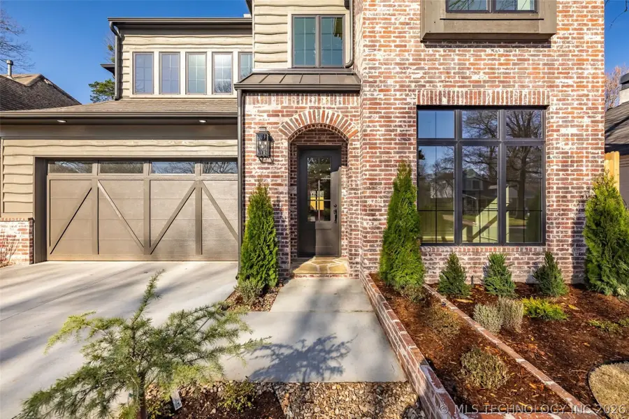 3150 S Madison Avenue, Tulsa, OK 74105 - #2