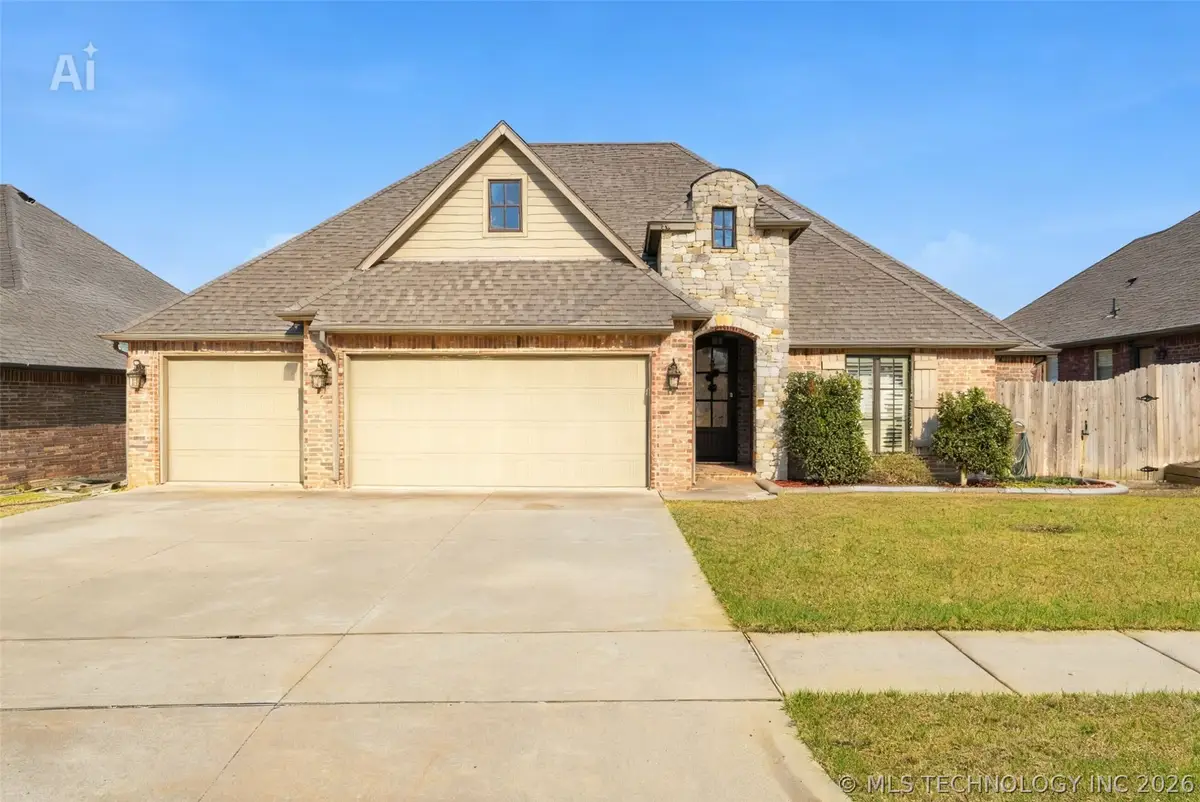 7406 E 83rd Place N, Owasso, OK 74055 - #1