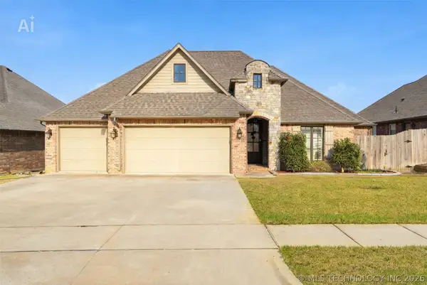 7406 E 83rd Place N, Owasso, OK 74055