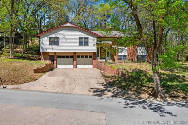 1419 SE Oakdale Drive, Bartlesville, OK 74006