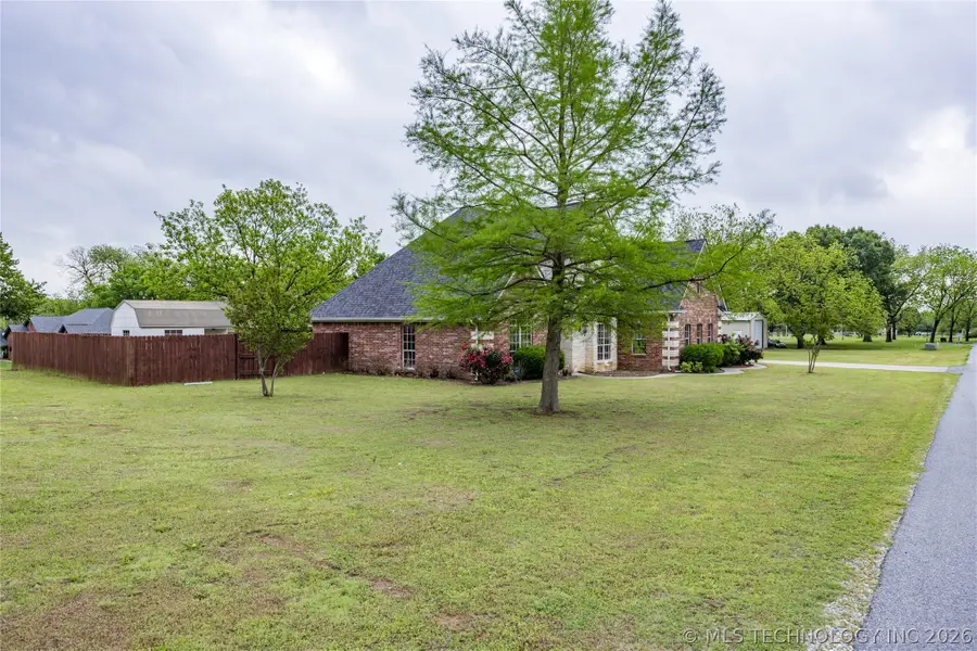 1425 Folsom, Durant, OK 74701 - #2