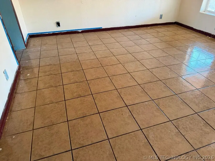 28180 E 12th Street, Catoosa, OK 74015 - #3