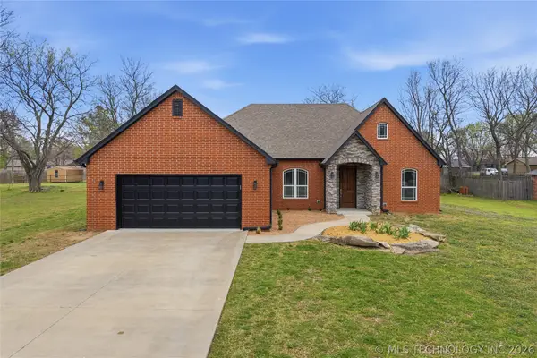 636 S Pecan Place, Oologah, OK 74053