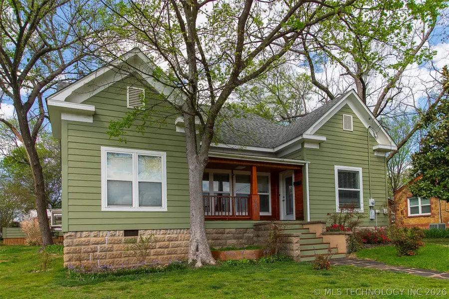 601 Goingsnake Street, Tahlequah, OK 74464 - #2