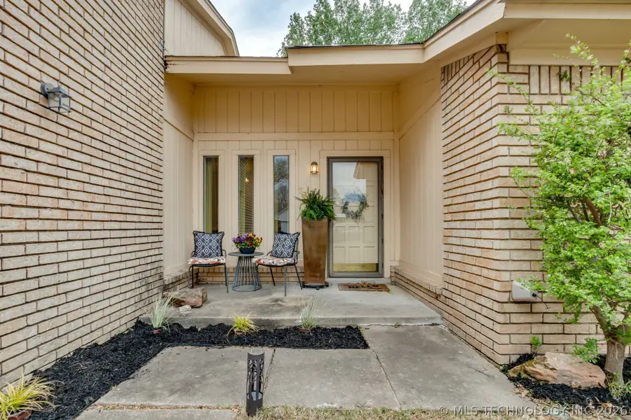 7912 S 87th East Avenue, Tulsa, OK 74133 - #2