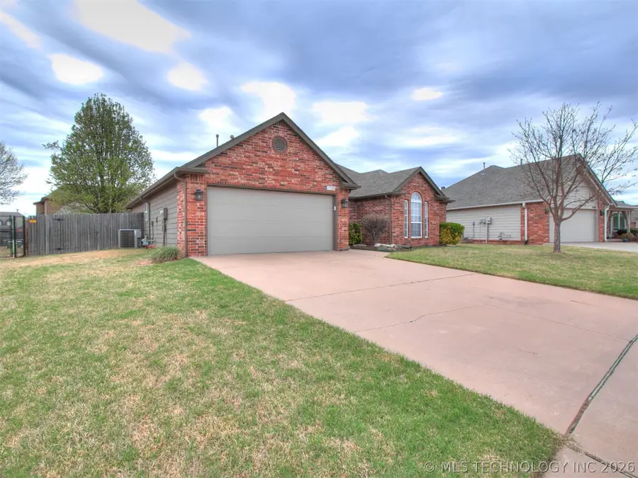 1706 W Austin Place, Broken Arrow, OK 74011 - #2