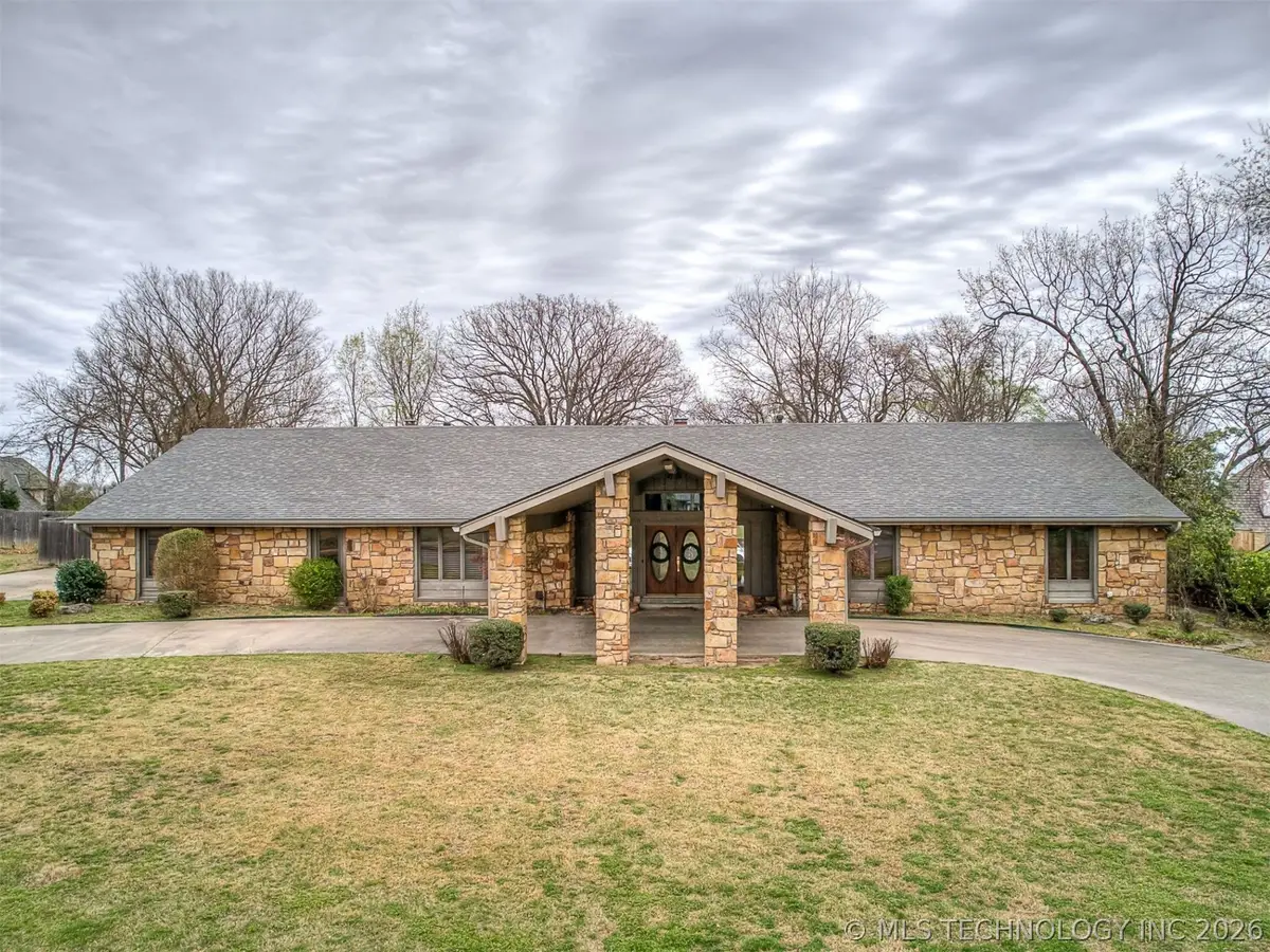2417 Stonewall Drive, Bartlesville, OK 74006 - #1