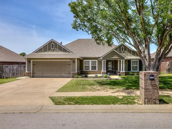 2112 S Javine Court, Skiatook, OK 74070