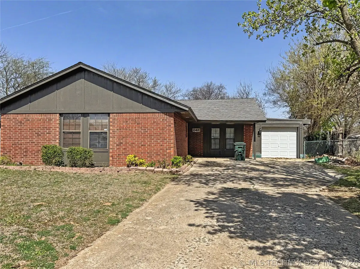 849 Coopers Hawk Drive, Norman, OK 73072 - #1