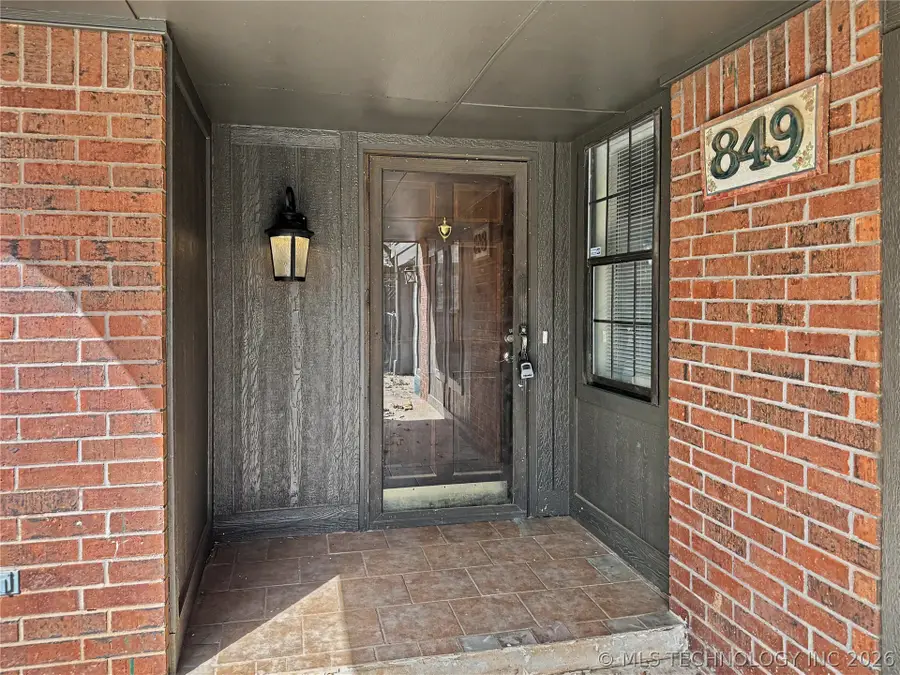 849 Coopers Hawk Drive, Norman, OK 73072 - #3