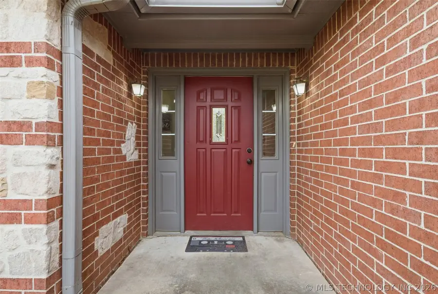 8114 Forrest Glenn Road, Claremore, OK 74019 - #2