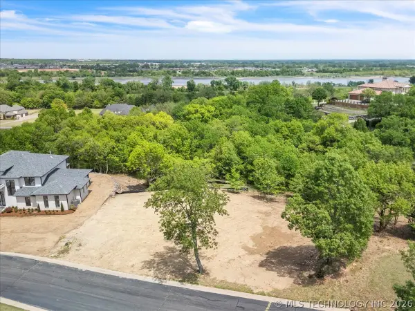 13915 S Joplin Street S, Bixby, OK 74008