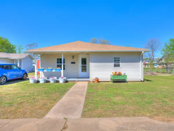 211 E 2nd Street, Stroud, OK 74079