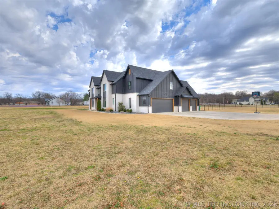 16975 S 145th East Avenue, Bixby, OK 74008 - #3