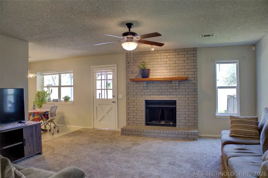 3119 S 211th East Avenue, Broken Arrow, OK 74014 - #3