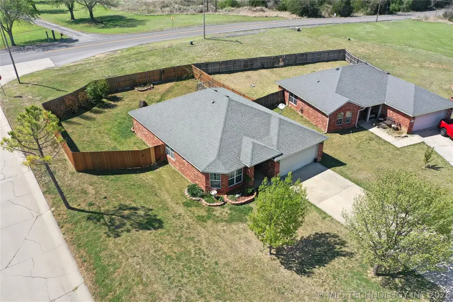 4913 Rock Creek Road, Ardmore, OK 73401 - #2
