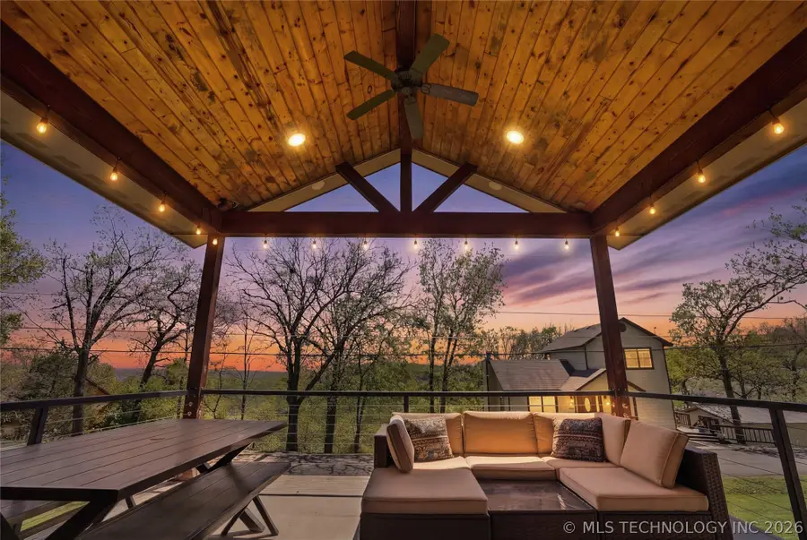 446215 E Lakeview Drive, Gore, OK 74435 - #2