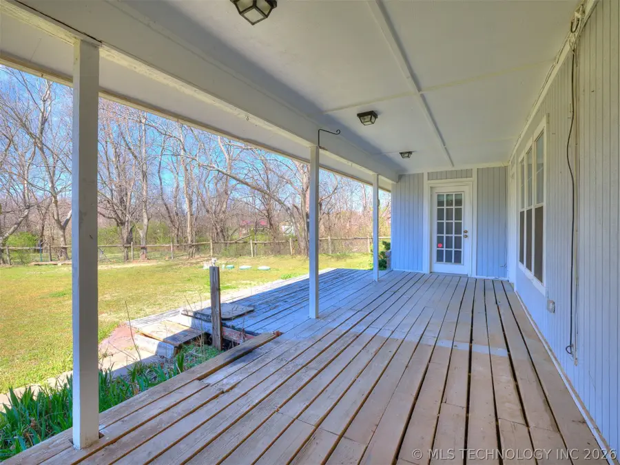 9945 E Northglen Street, Claremore, OK 74017 - #3