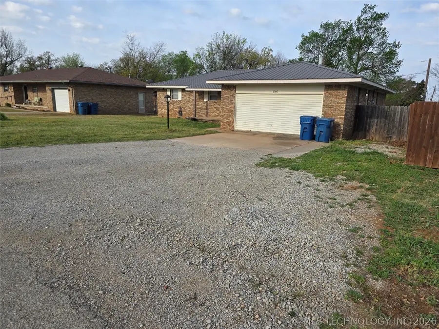 1705 3rd Street, Pawnee, OK 74058 - #2