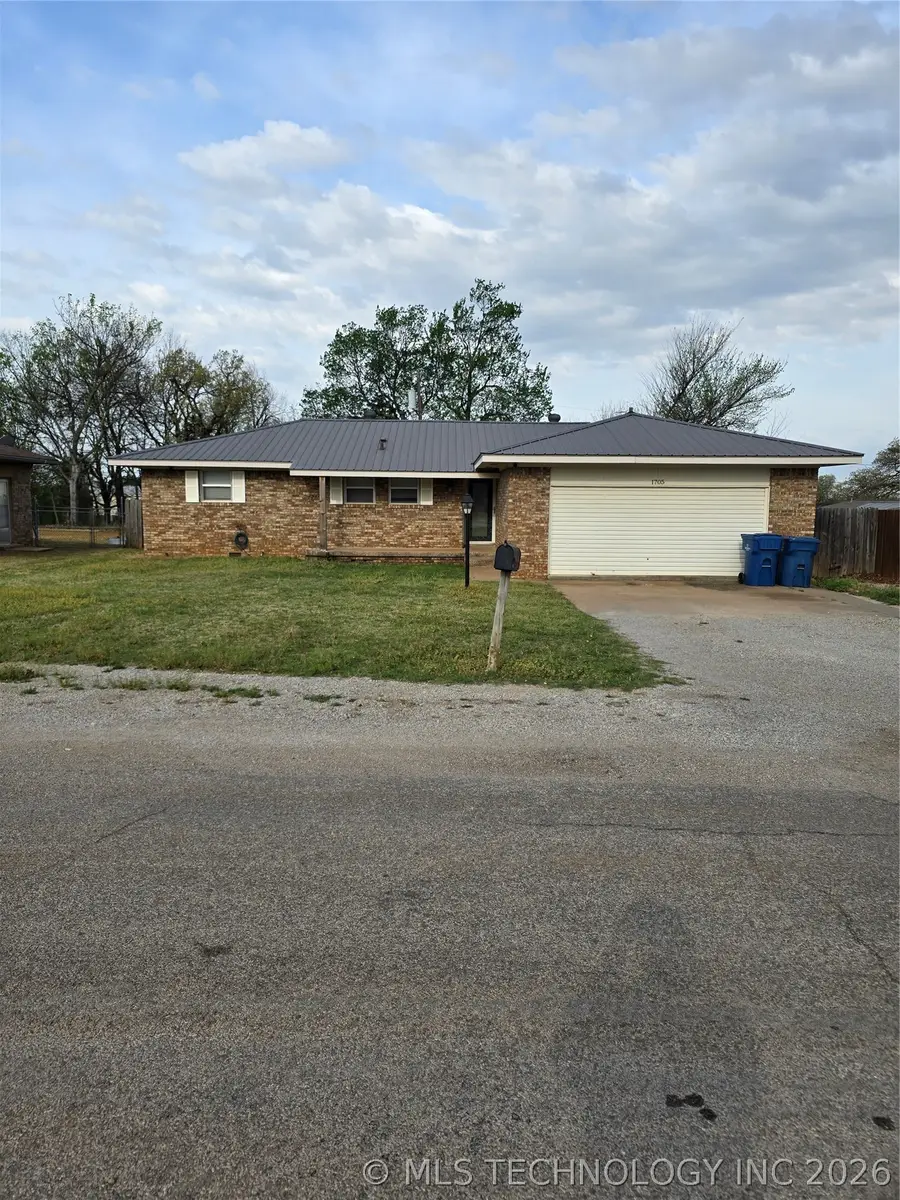 1705 3rd Street, Pawnee, OK 74058 - #3