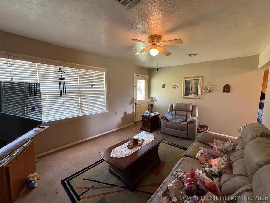 101 W Paul, Allen, OK 74825 - #3