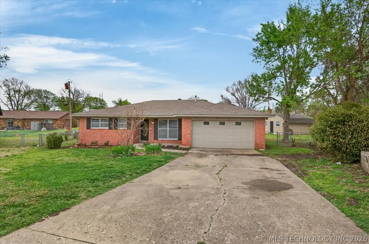 5021 Macklyn Court, Bartlesville, OK 74006 - #1