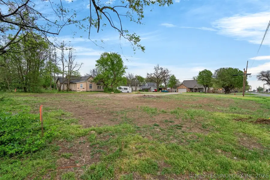 701 N State Street, Wagoner, OK 74467 - #3