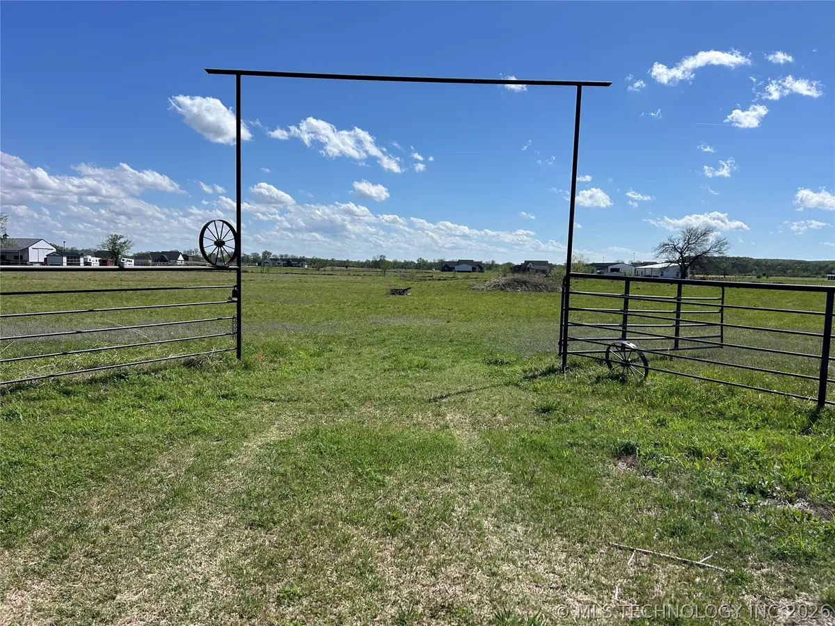 5236 W 181st Street, Mounds, OK 74047 - #1