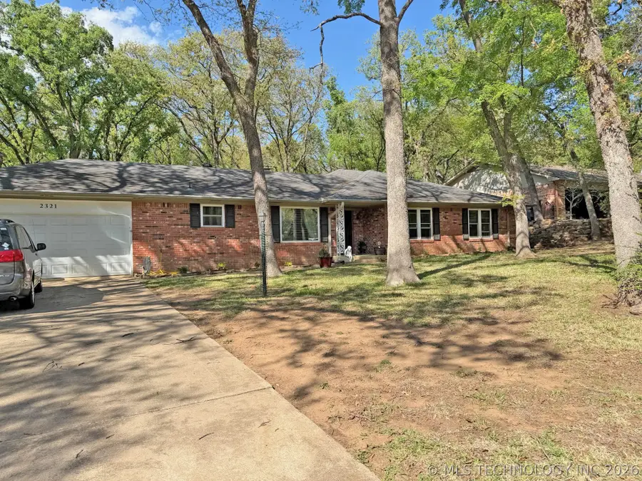 2321 Cloverleaf Place, Ardmore, OK 73401 - #2