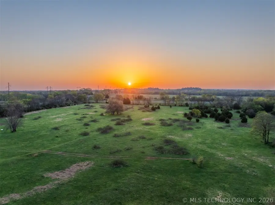 570 E 1120 Road, Checotah, OK 74426 - #2