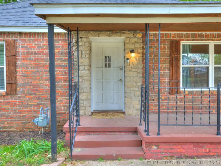 2724 E 1st Street, Tulsa, OK 74104 - #2