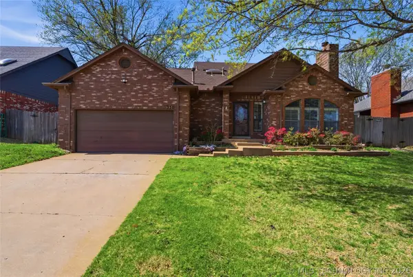11330 S 108th East Place, Bixby, OK 74008