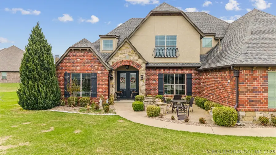 6381 N Locust Lane, Owasso, OK 74055 - #2