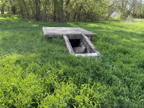 006 W Adler Avenue, Davis, OK 73030