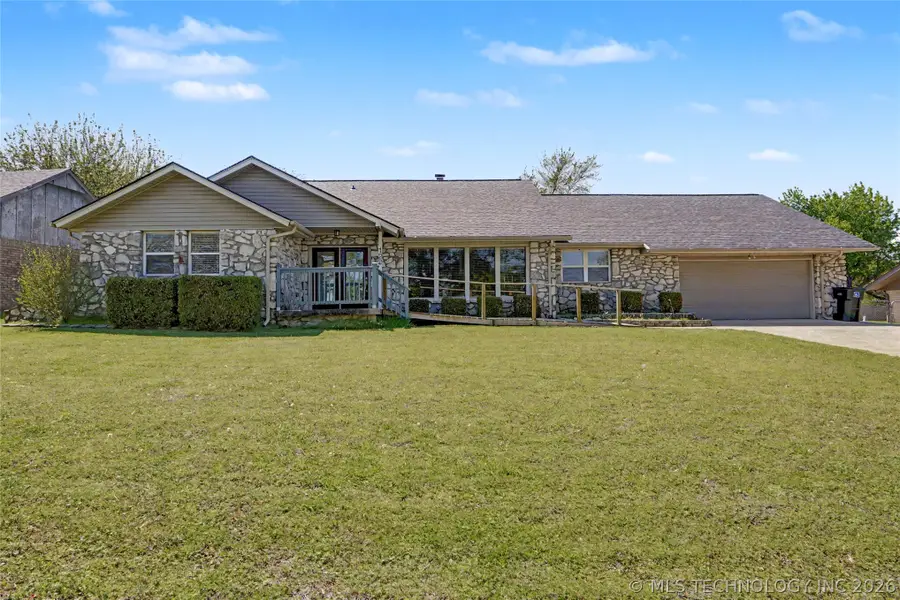 122 Lakeview Drive, Mannford, OK 74044 - #2