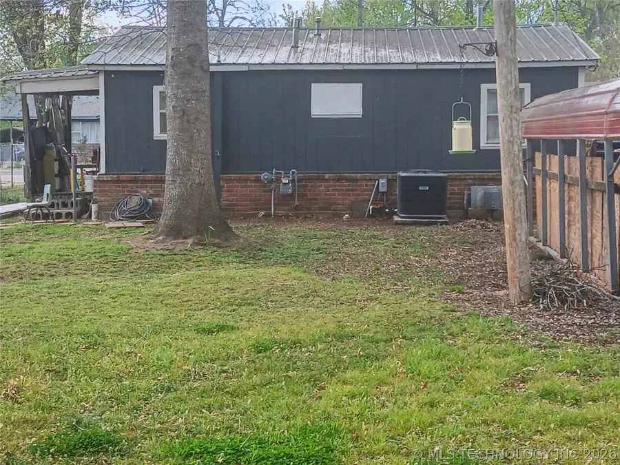 707 S Cherokee Avenue, Tahlequah, OK 74464 - #2