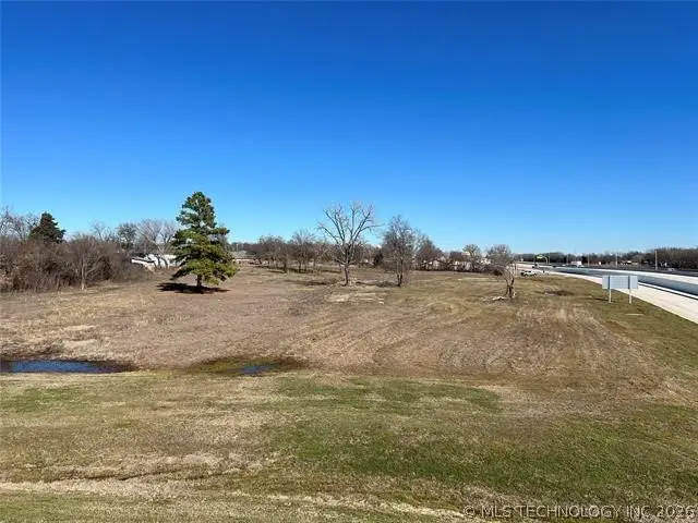 814 S Service Road, Calera, OK 74730 - #1